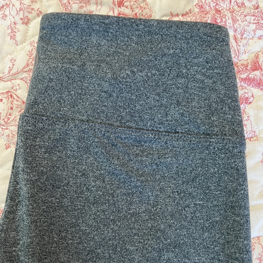 Euc Balance Collection Solid Gray Leggings Size S - image 3